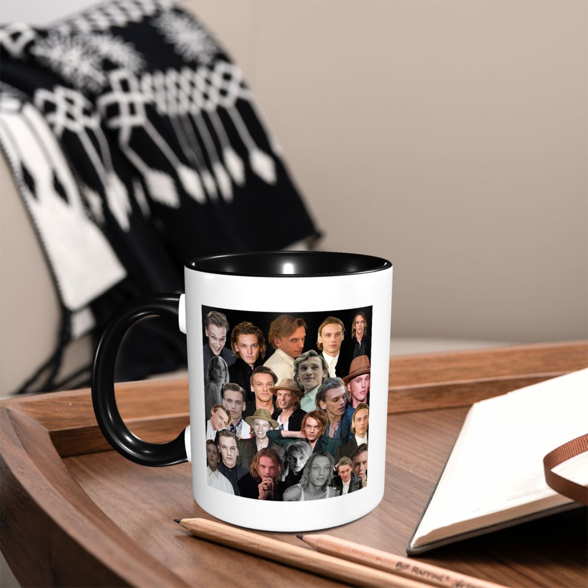 Jamie Campbell Bower Photo Col - Coffee Tea Friends のレビューと価格