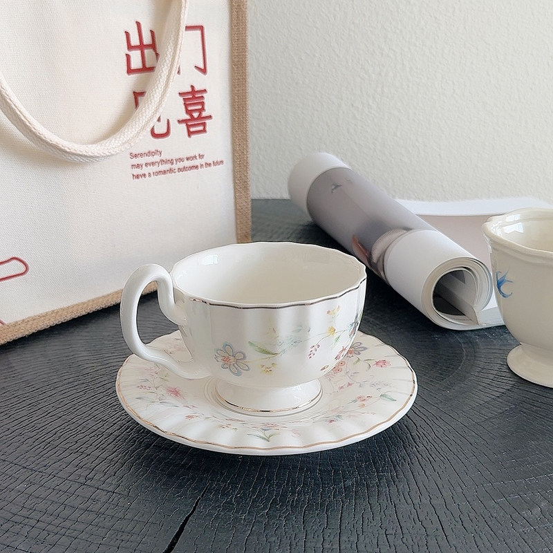 Gold-drawing Floral Print Coff - Coffee Tea Drawing のレビューと価格